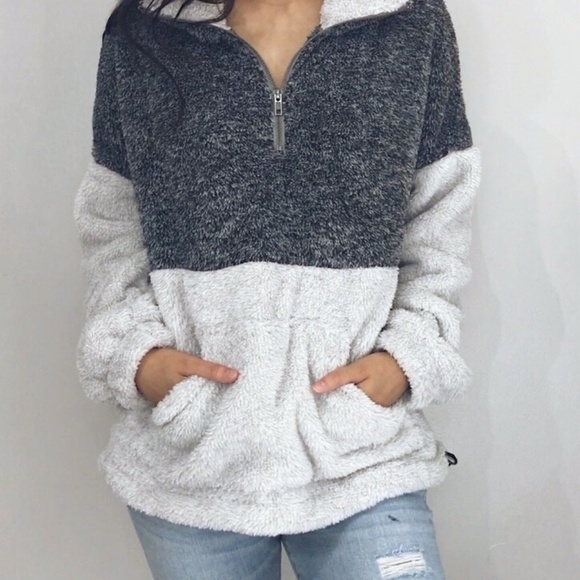 🆕 Camila - Gray Fuzzy Pullover - Picture 5 of 8